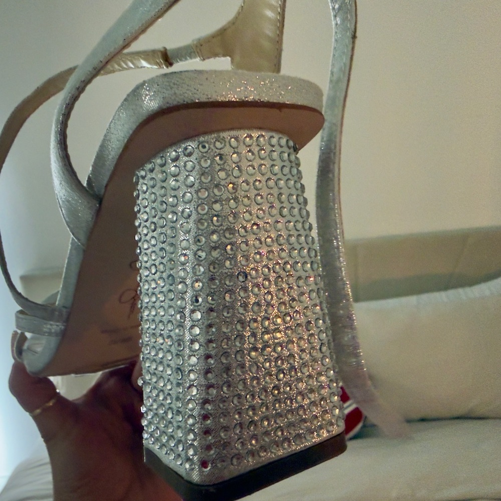Elegant Silver Rhinestone Women's Size 10 Heels